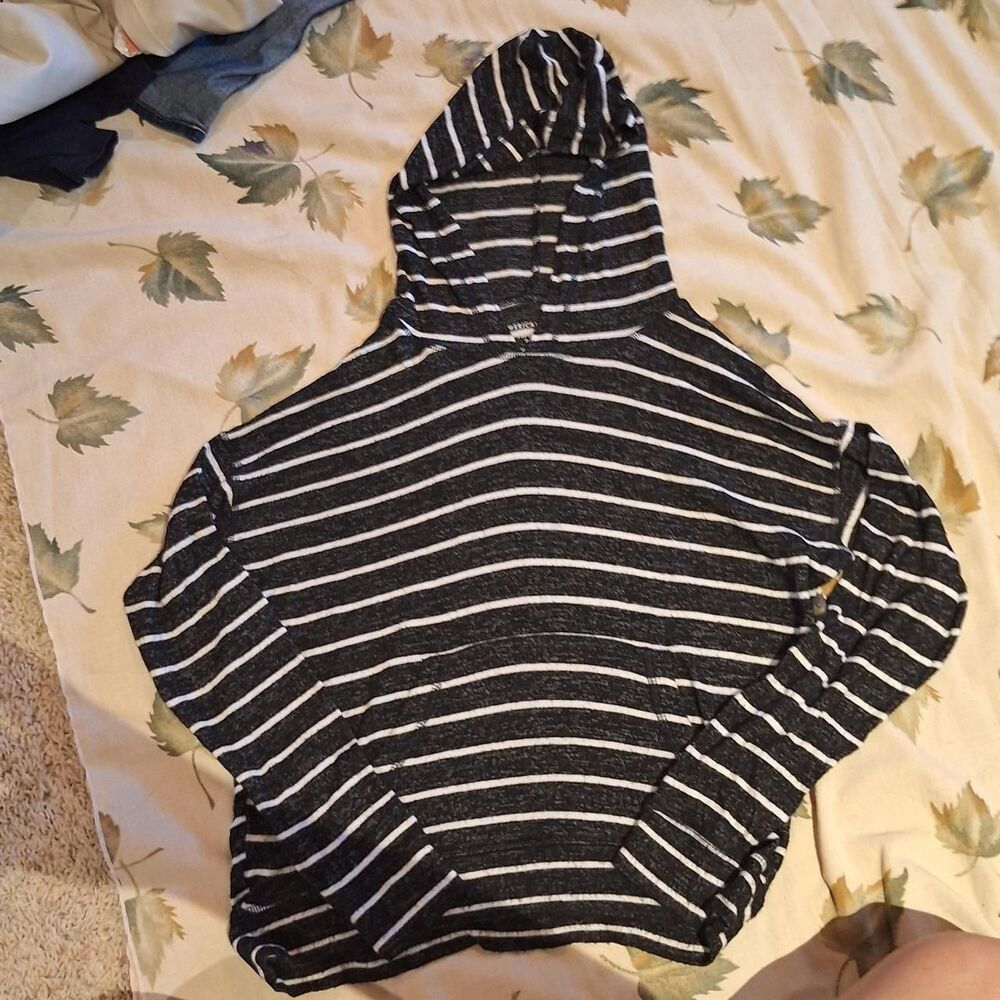 American-eagle Women's Black and White Hoodie